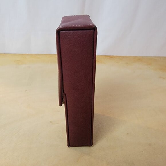 Diamond Crown Cigar Carrying Case - 3 Cigar Capacity - Picture 6 of 12